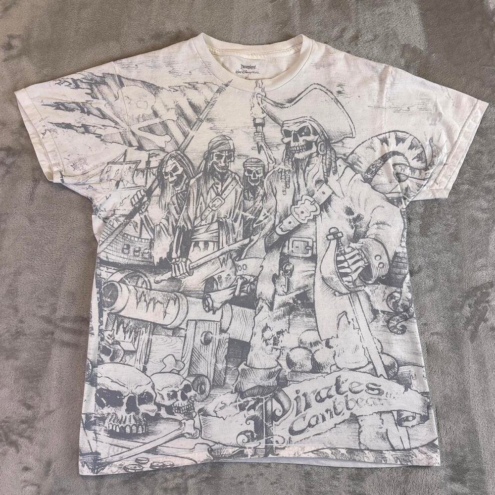 Disney Pirates of the Caribbean AOP Graphic T-Shirt White Size Medium